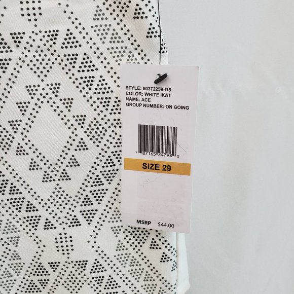 Jessica Simpson - White Jean Shorts w/ Dot Detail - Picture 3 of 7